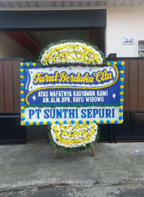 Papan Bunga Duka di Telang Baru